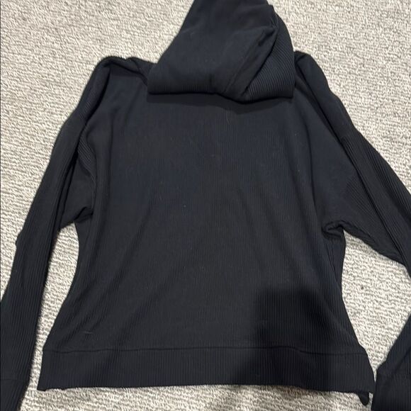 Ugg Black Hooded Sweatshirt - Picture 2 of 3